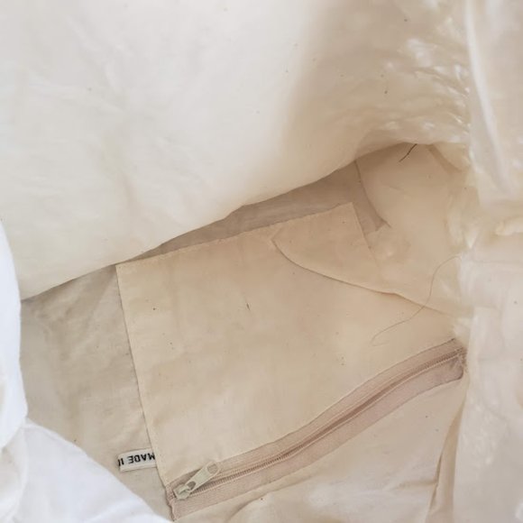 Crocheted NWOT HandBag Lined Cream Color - Picture 6 of 6